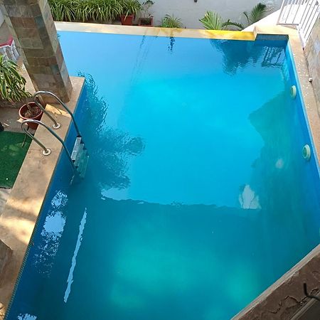 Ocean Suite Goa Dona Paula Exterior photo