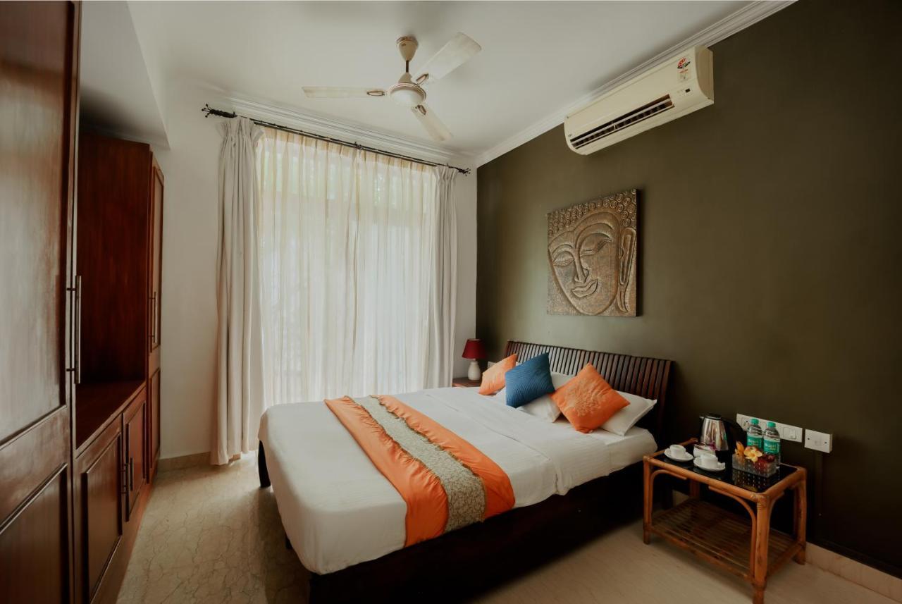 Ocean Suite Goa Dona Paula Exterior photo